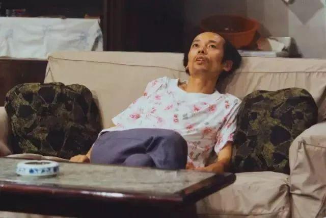 的只剩官富二代寒门子弟早已躺平……麻将胡了游戏如今的金融圈拼命努力